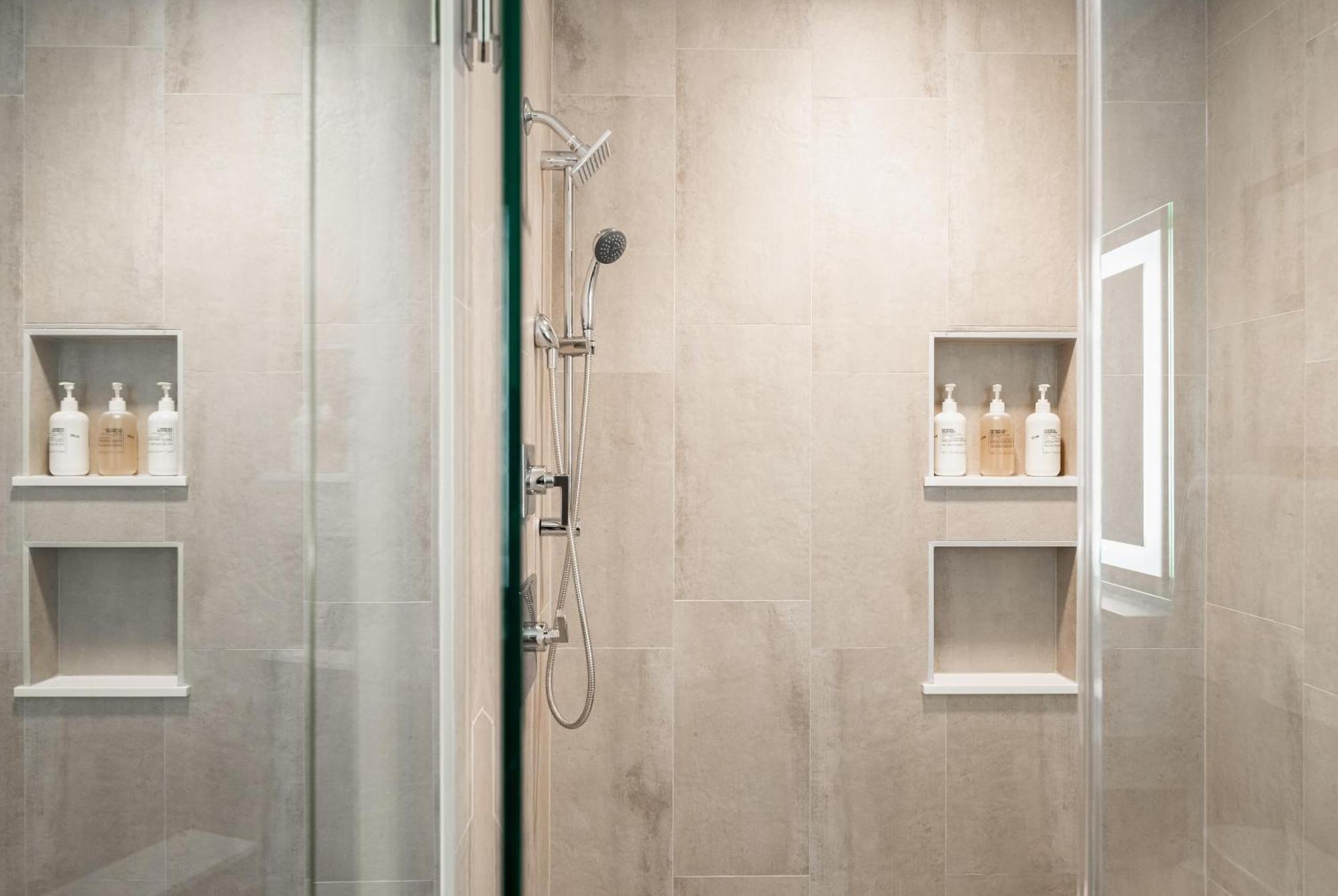Ferienhaus Luxurious Escape - Walk To Empower Field - Tesoro DEN